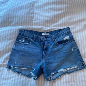 Abercrombie & Fitch Mid Rise Boyfriend Short - Curve Love